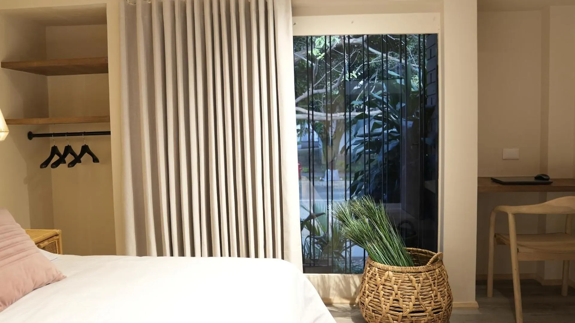 Casa Laurd Medellin Apartment