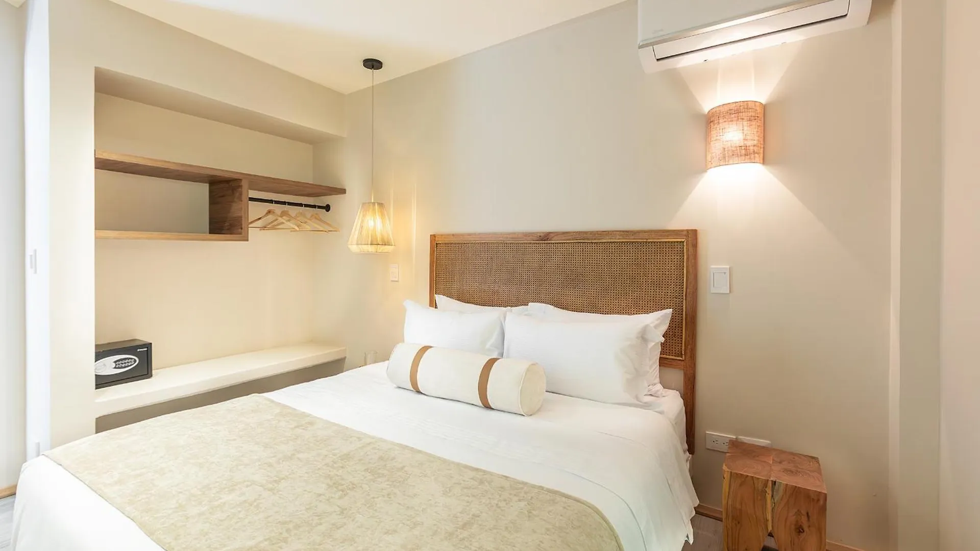 Homestay Casa Laurd Medellin Apartment