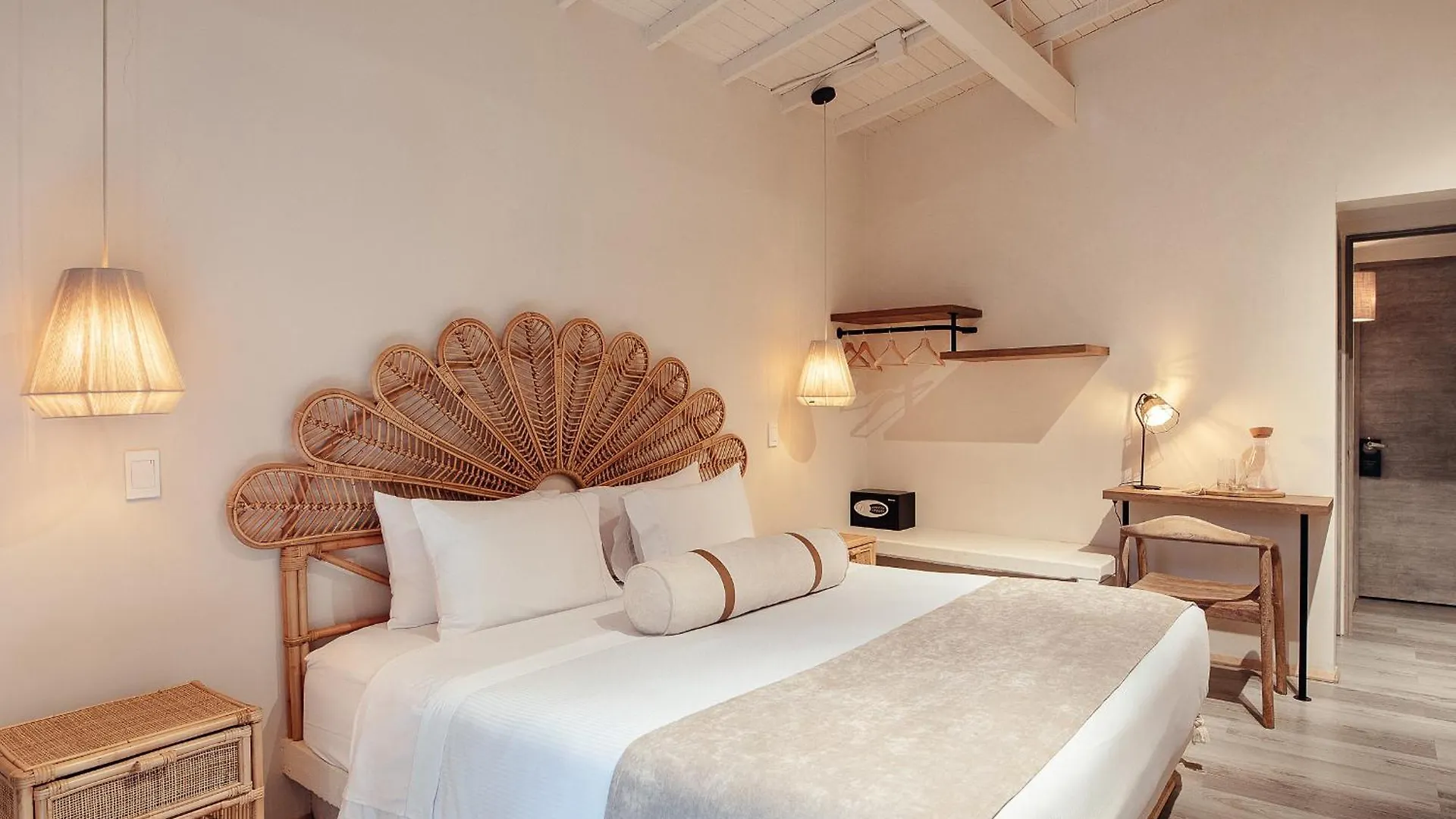Casa Laurd Medellinアパートメント ホームステイ