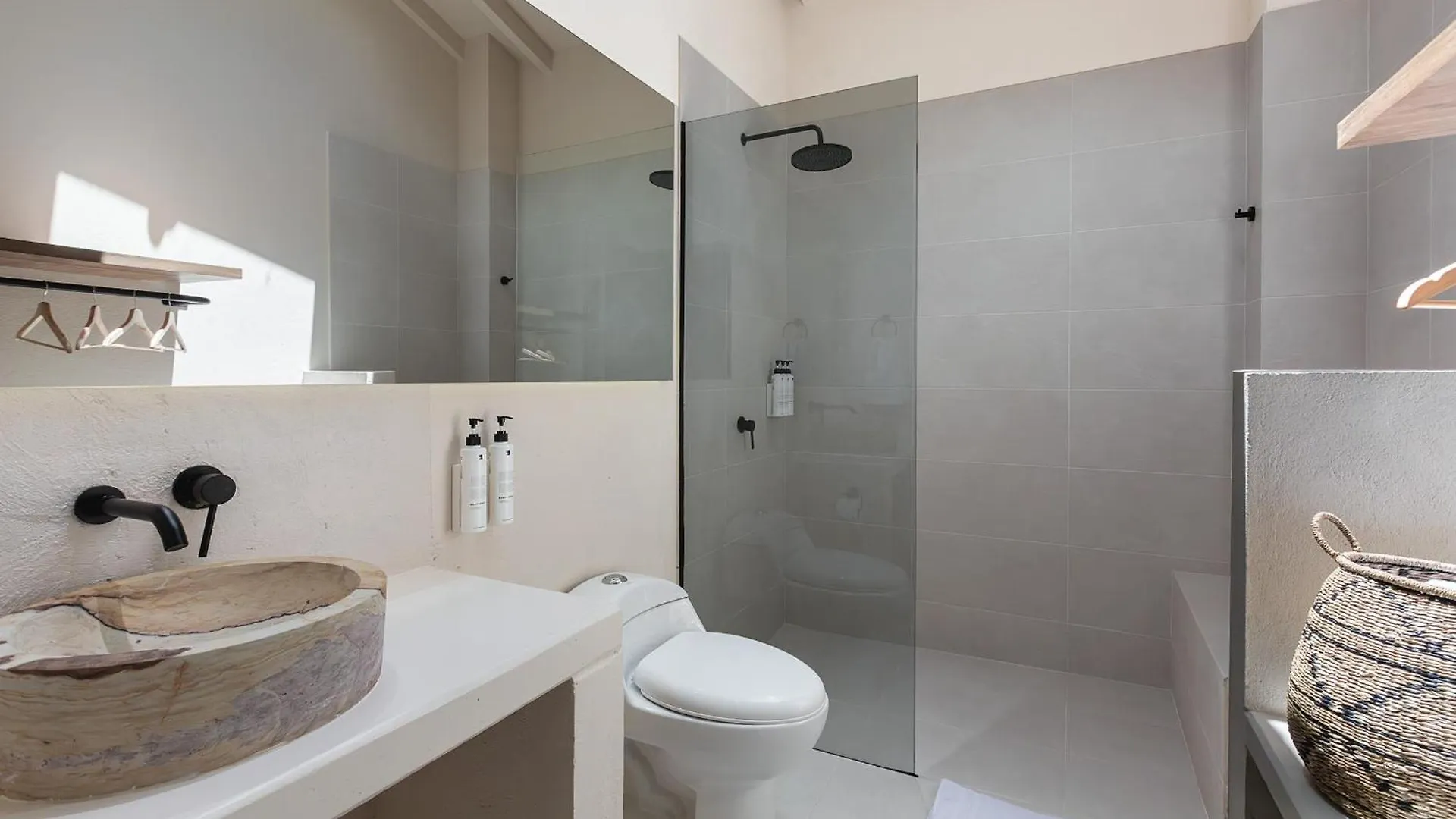 ホームステイ Casa Laurd Medellinアパートメント コロンビア